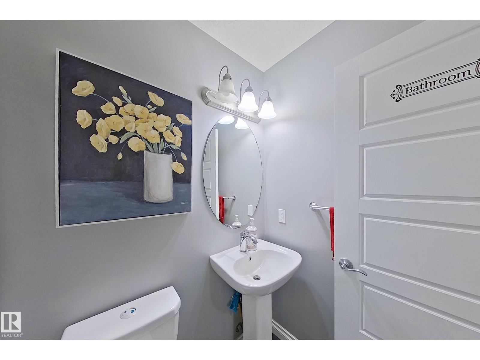 
          1743 60 ST SW SW
            <br/>
            <span>Edmonton</span>
            , 
            <span>AB</span>
             <span>T6X0W4</span>
         - Photo 17