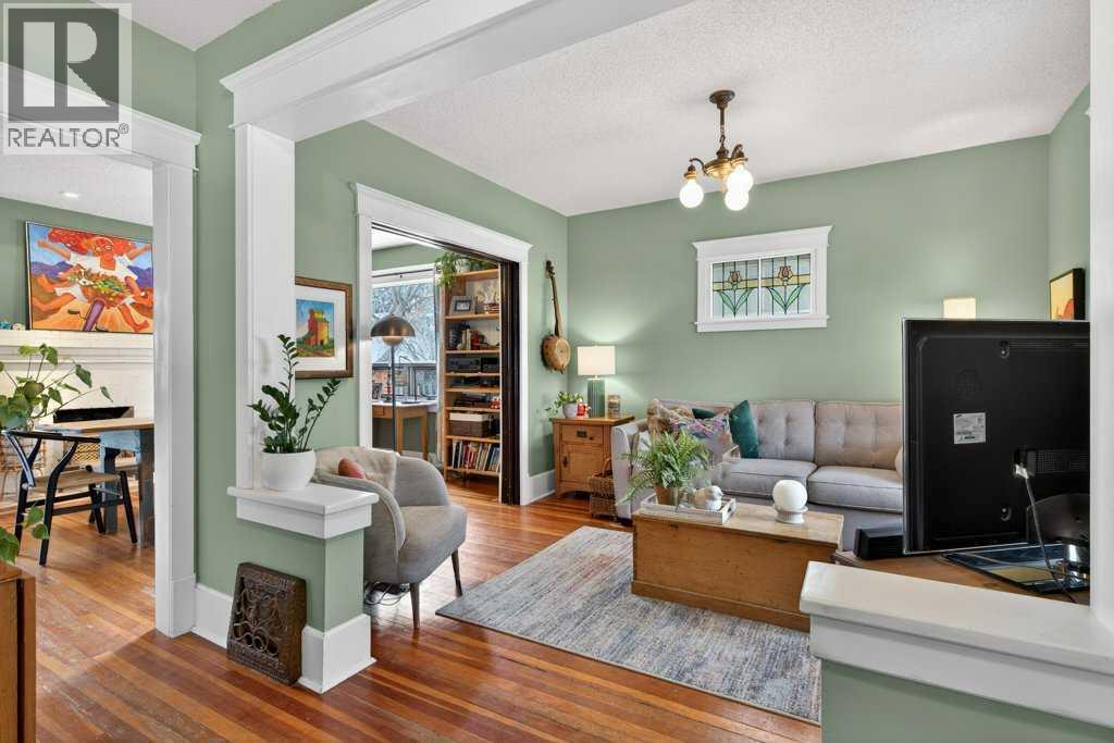 Single Family House for Sale in   Avenue SE Ramsay Calgary 