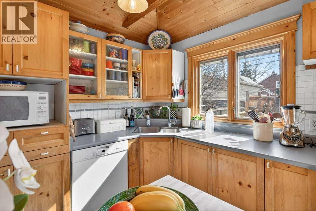 Single Family House for Sale in   Avenue SE Ramsay Calgary 