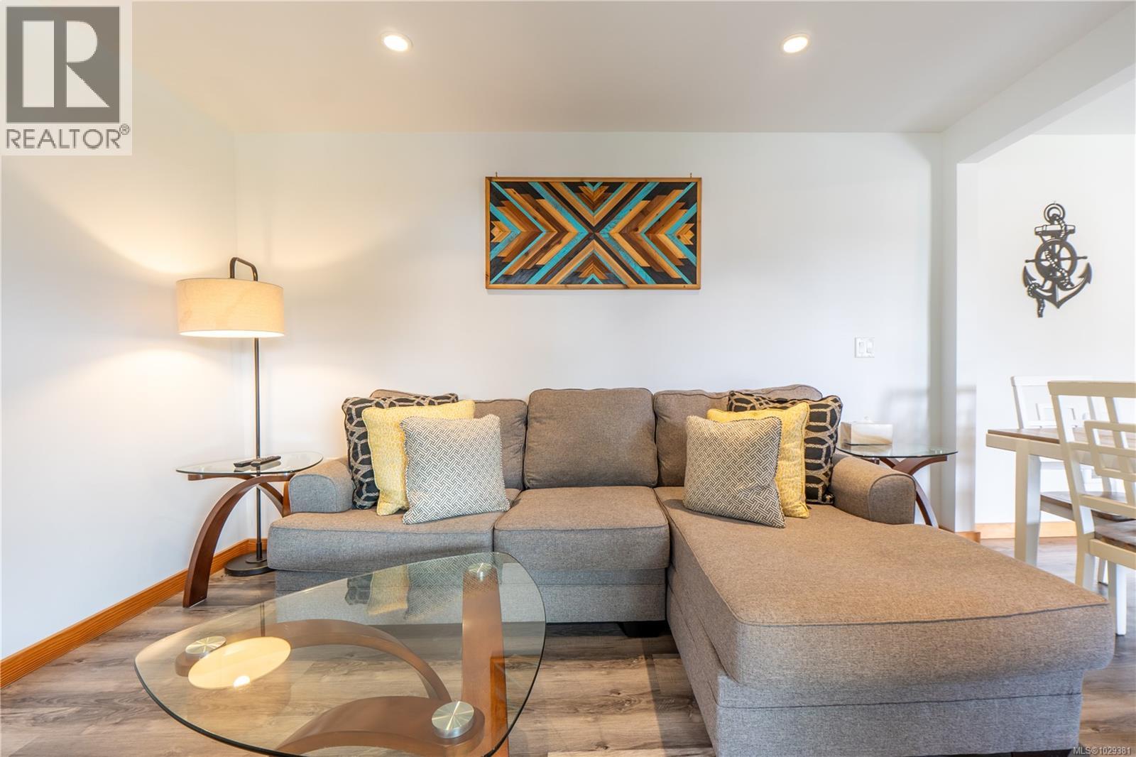 1950 CYNAMOCKA RD - 32