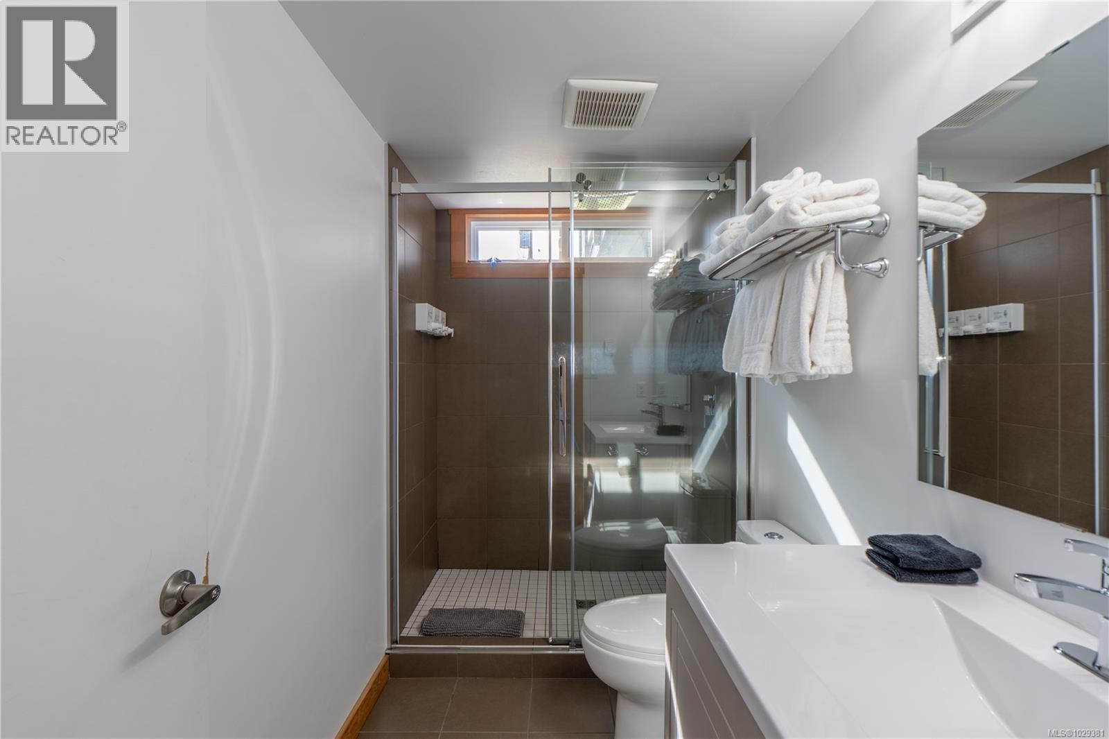 1950 CYNAMOCKA RD - 33