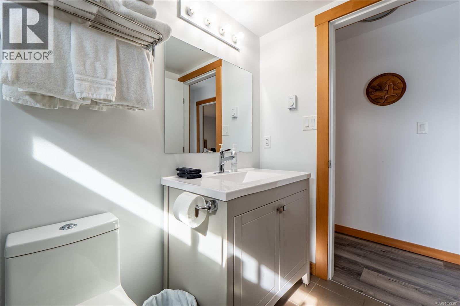 1950 CYNAMOCKA RD - 34