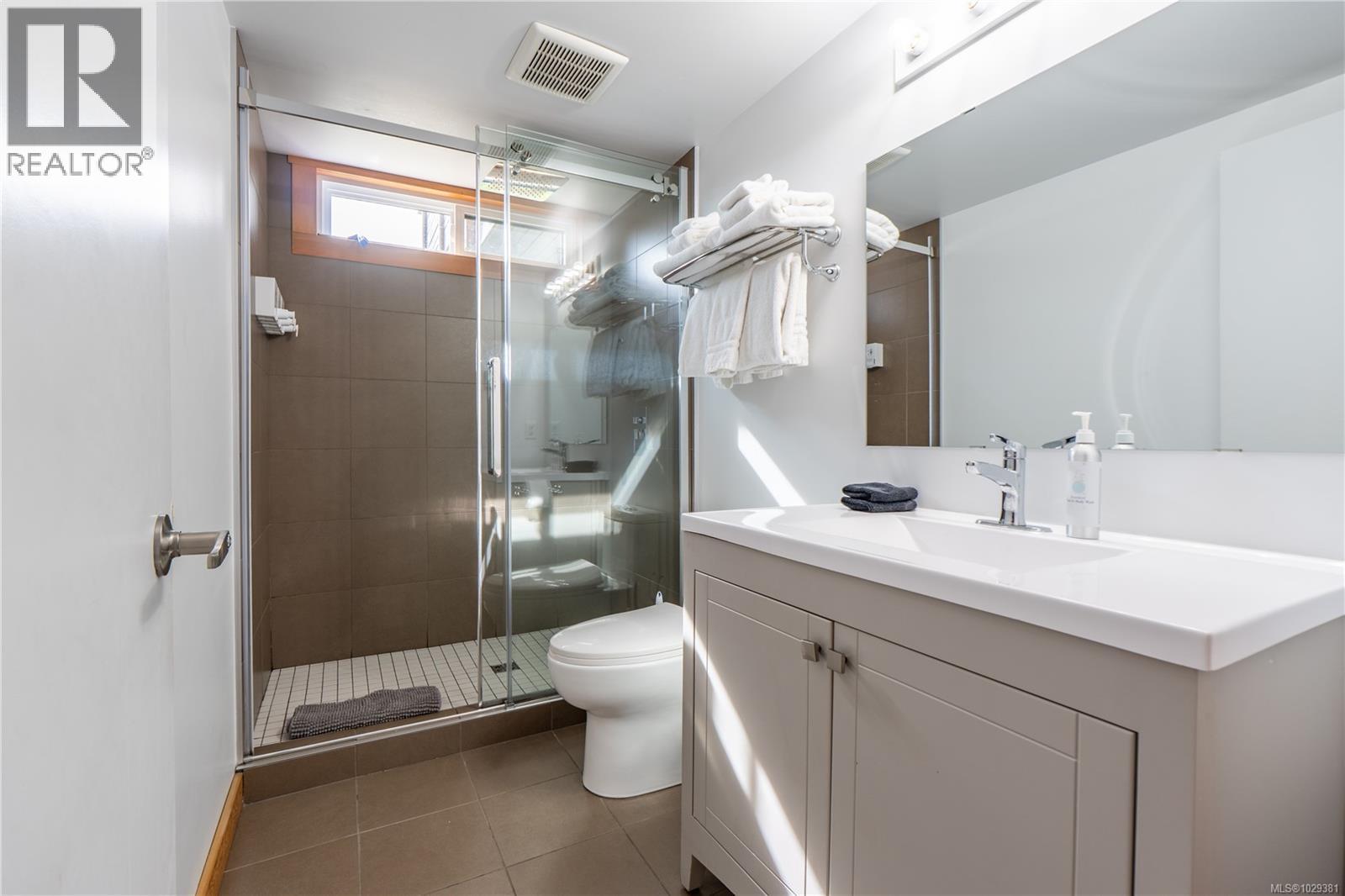 1950 CYNAMOCKA RD - 35