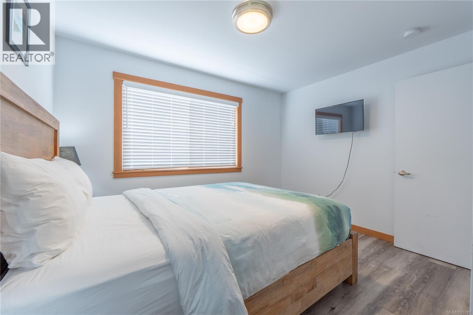 1950 CYNAMOCKA RD - 40