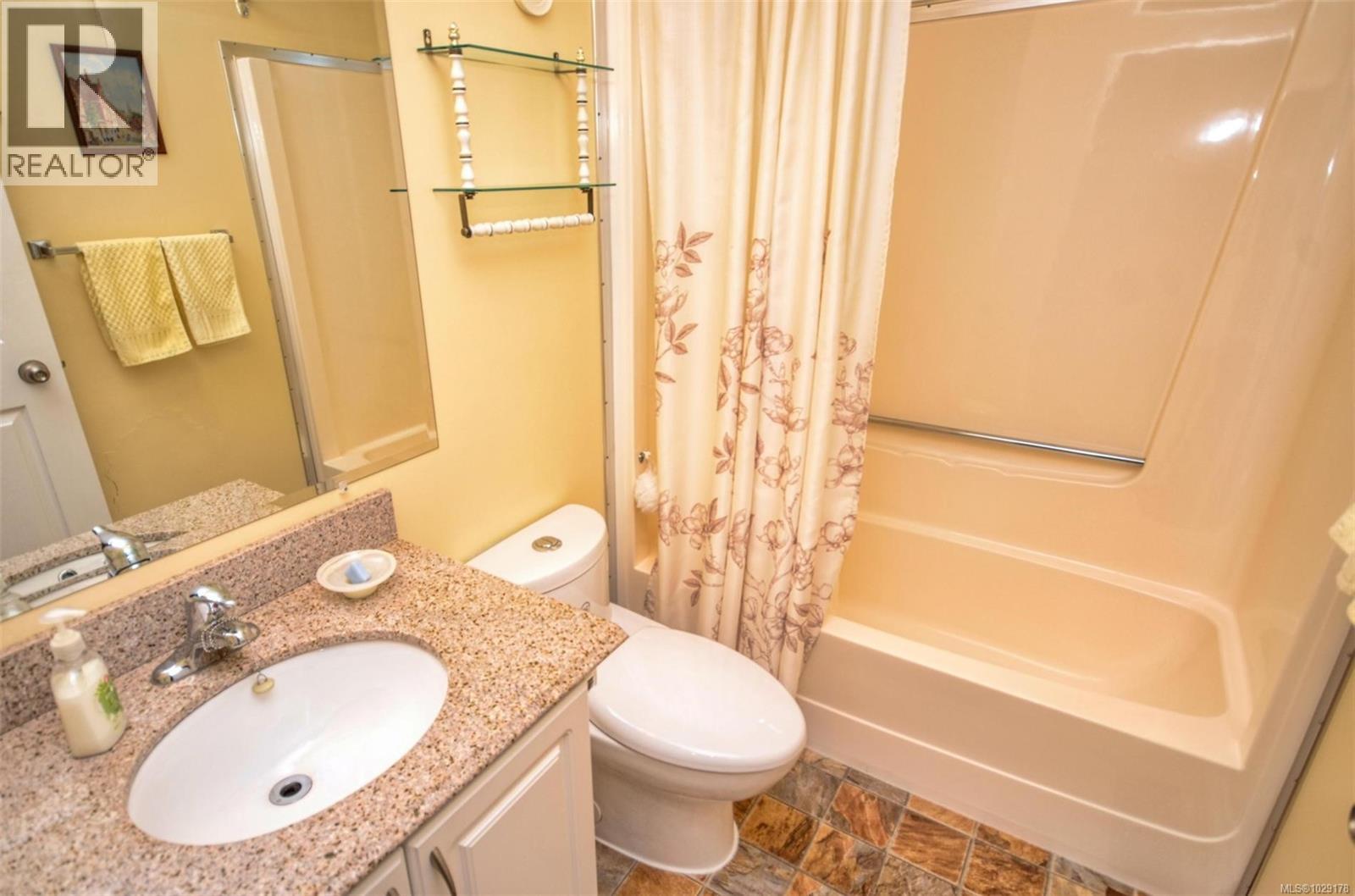  9413 Brookwood Drive, Sidney