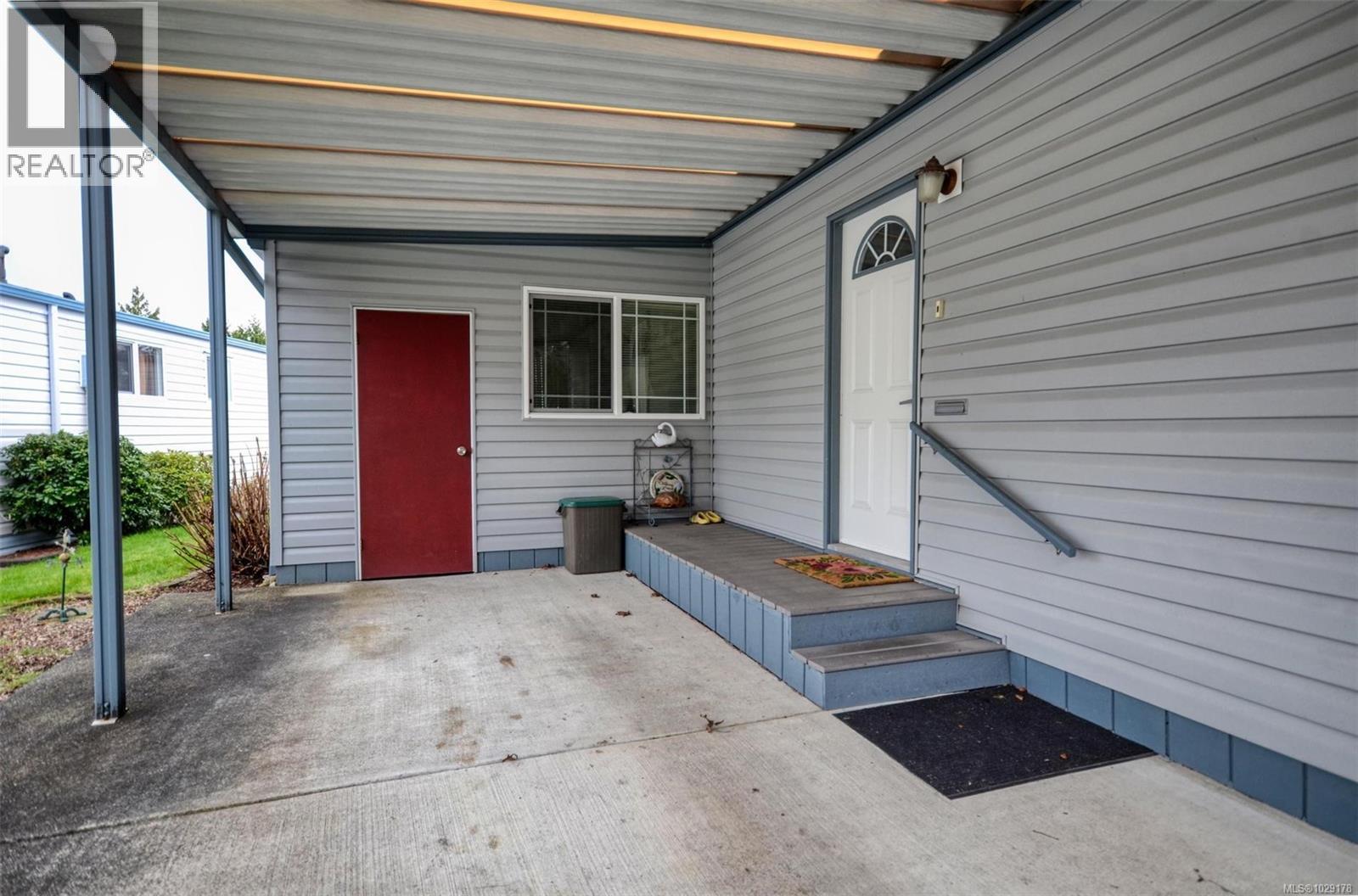  9413 Brookwood Drive, Sidney