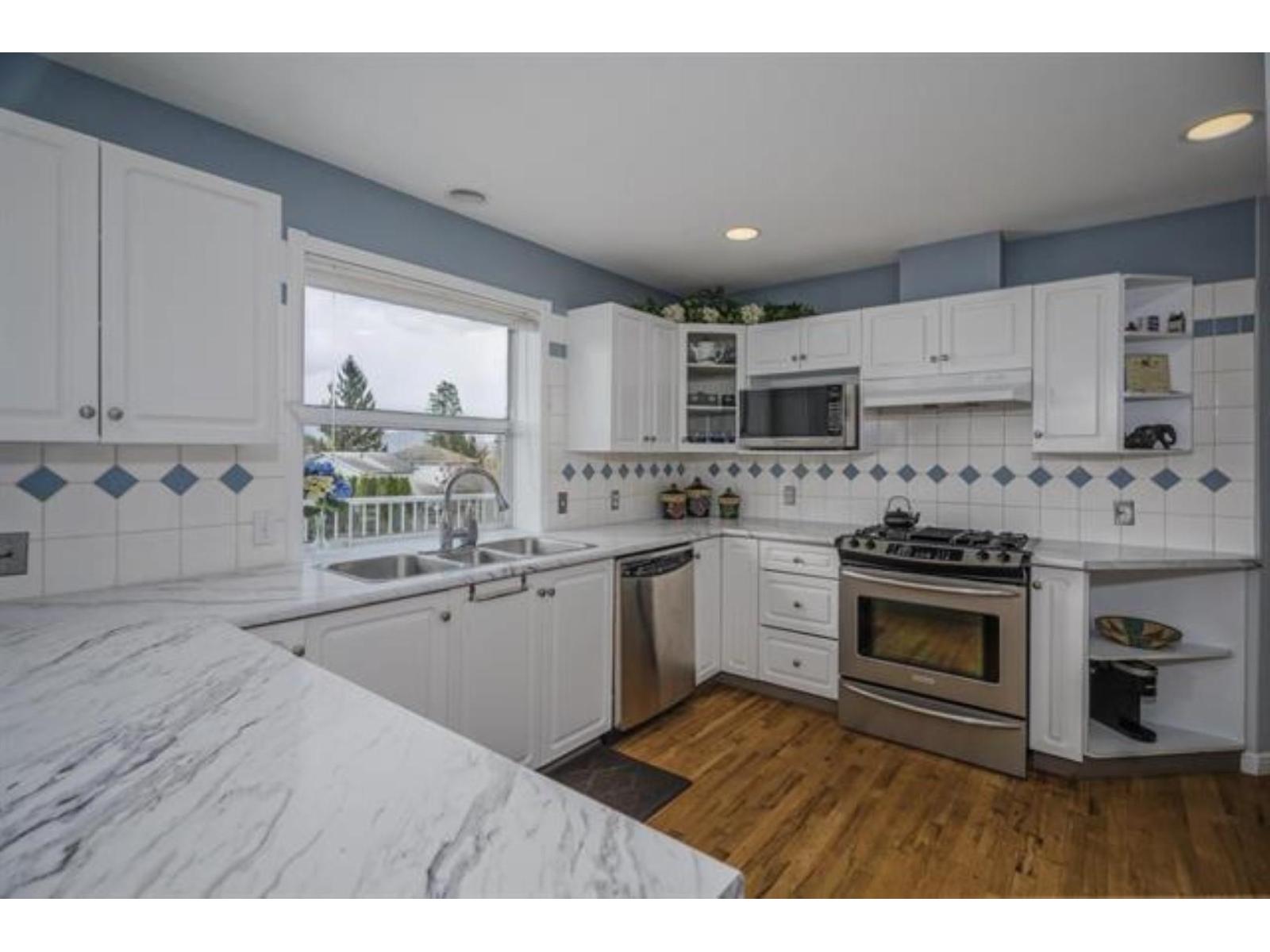 2255 MOUNTAIN Drive - photo 2