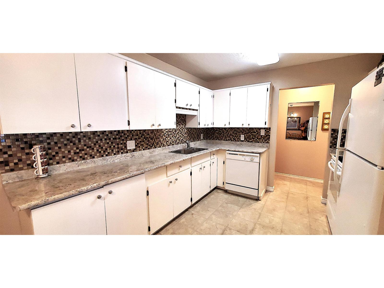 202 33464 GEORGE FERGUSON WAY, Abbotsford