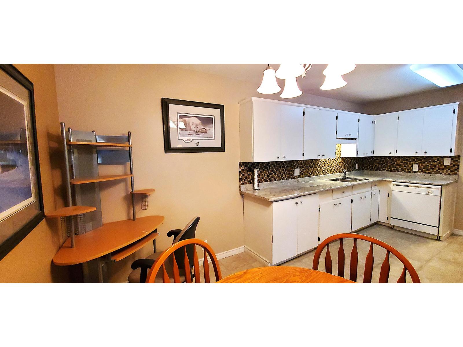 202 33464 GEORGE FERGUSON WAY, Abbotsford