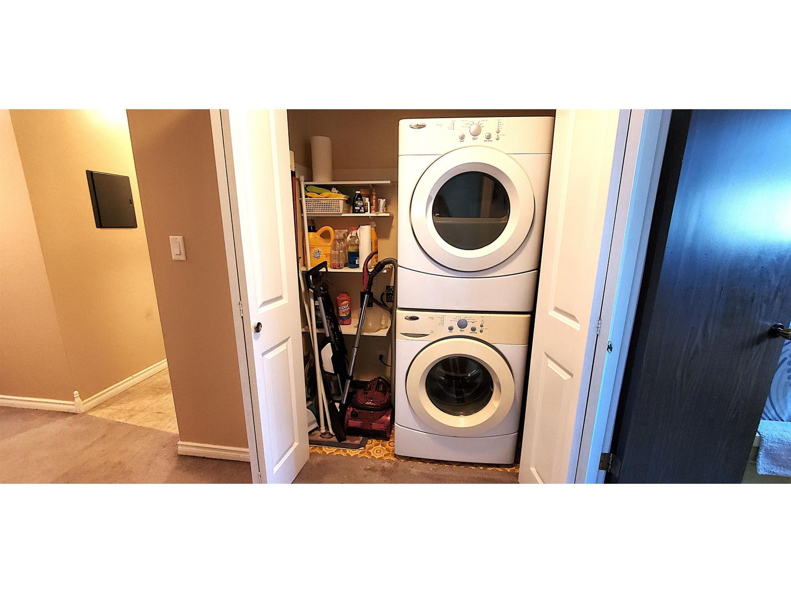 202 33464 GEORGE FERGUSON WAY, Abbotsford