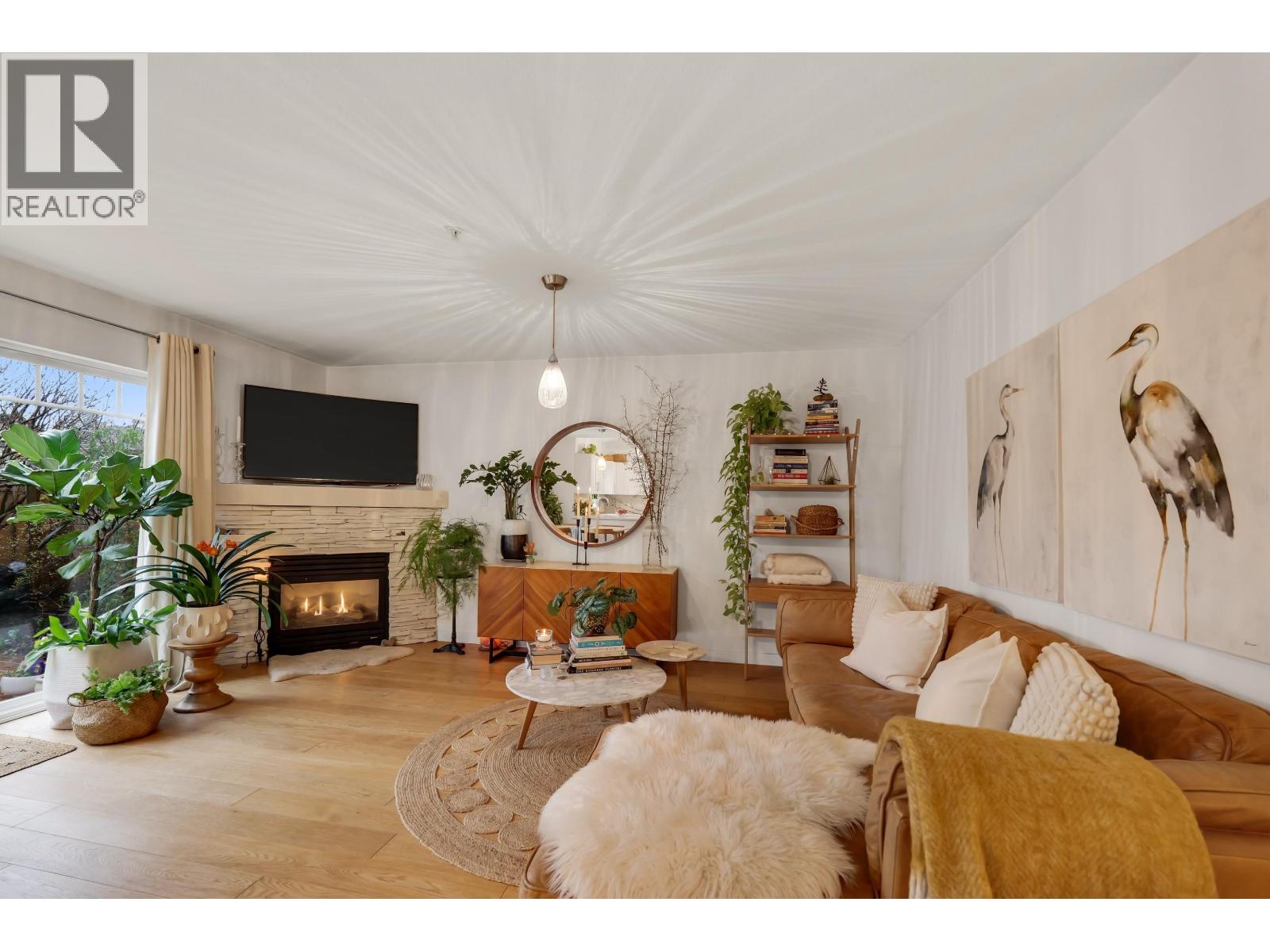 28 1821 WILLOW CRESCENT, Squamish