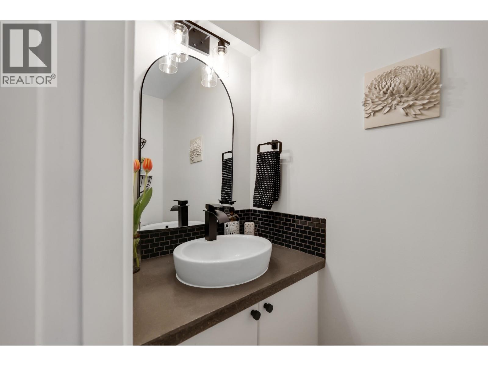 28 1821 WILLOW CRESCENT, Squamish