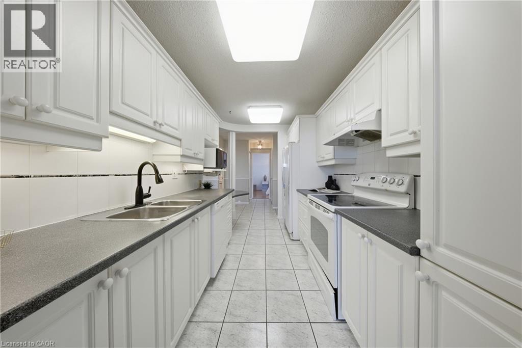 #602 2055 UPPER MIDDLE Road - 6