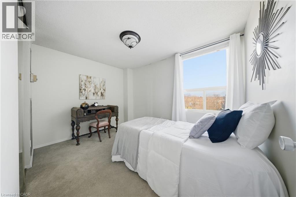 #602 2055 UPPER MIDDLE Road - 14