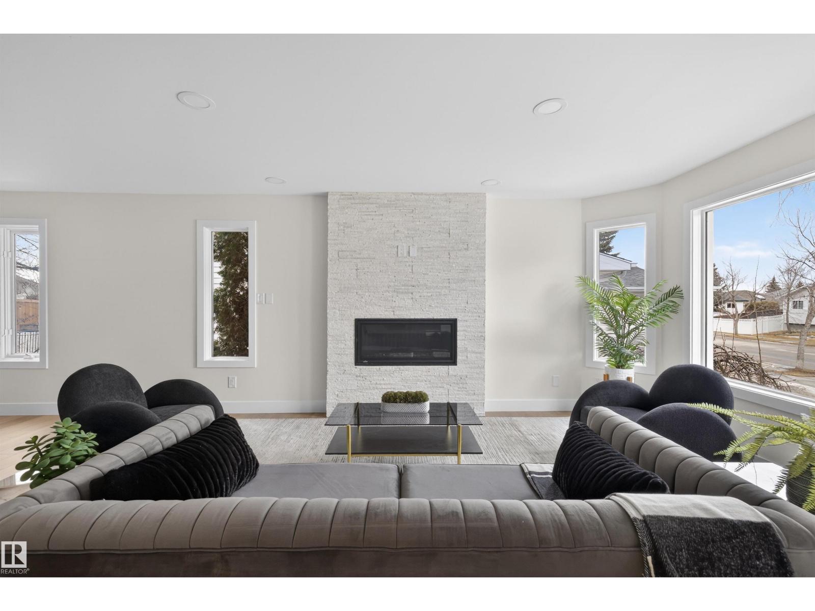 
          259 REGENCY Drive
            <br/>
            <span>Sherwood Park</span>
            , 
            <span>AB</span>
             <span>T8A5P4</span>
        