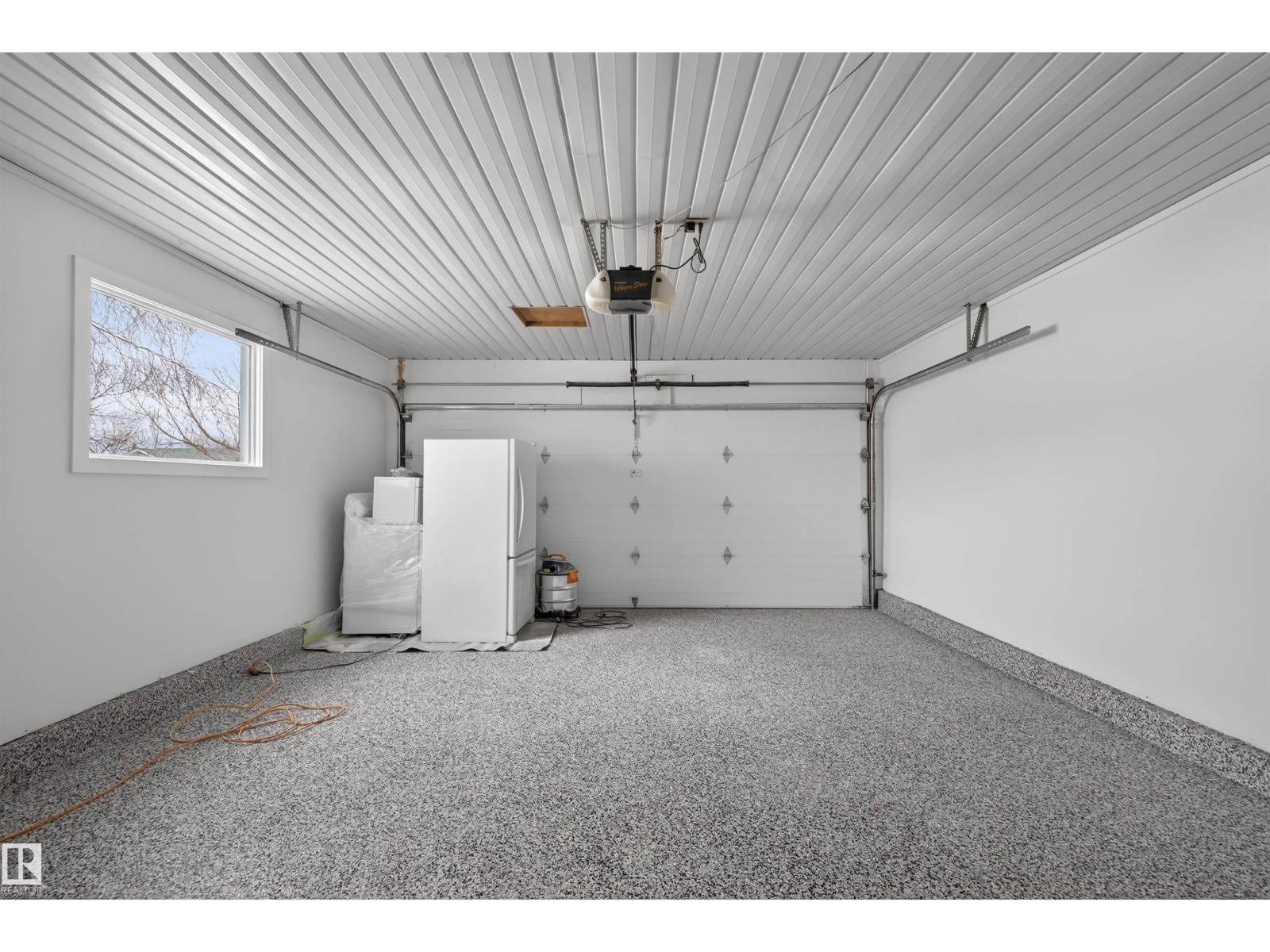 
          259 REGENCY Drive
            <br/>
            <span>Sherwood Park</span>
            , 
            <span>AB</span>
             <span>T8A5P4</span>
         - Photo 39