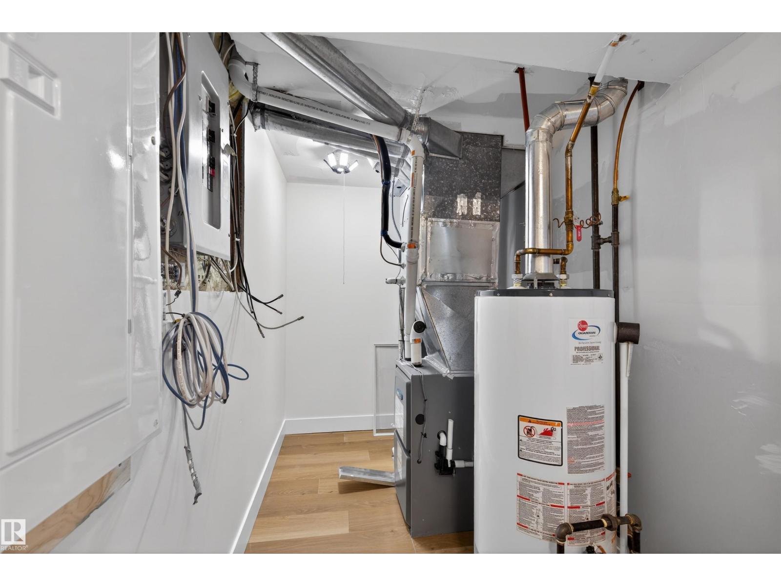 
          259 REGENCY Drive
            <br/>
            <span>Sherwood Park</span>
            , 
            <span>AB</span>
             <span>T8A5P4</span>
         - Photo 38