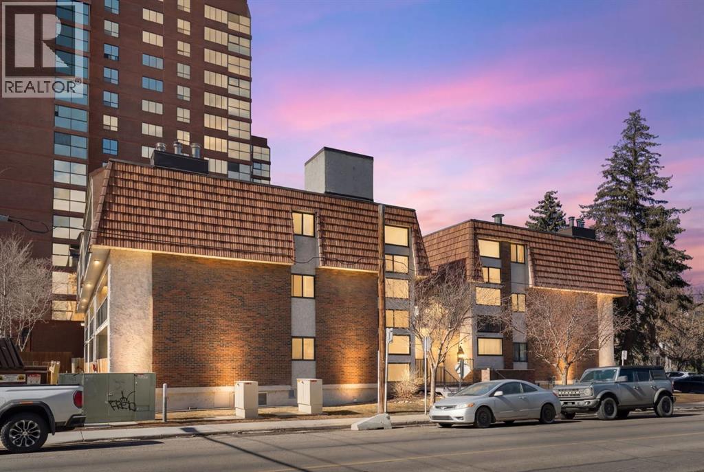 #304 305 25 AVENUE SW - 1
