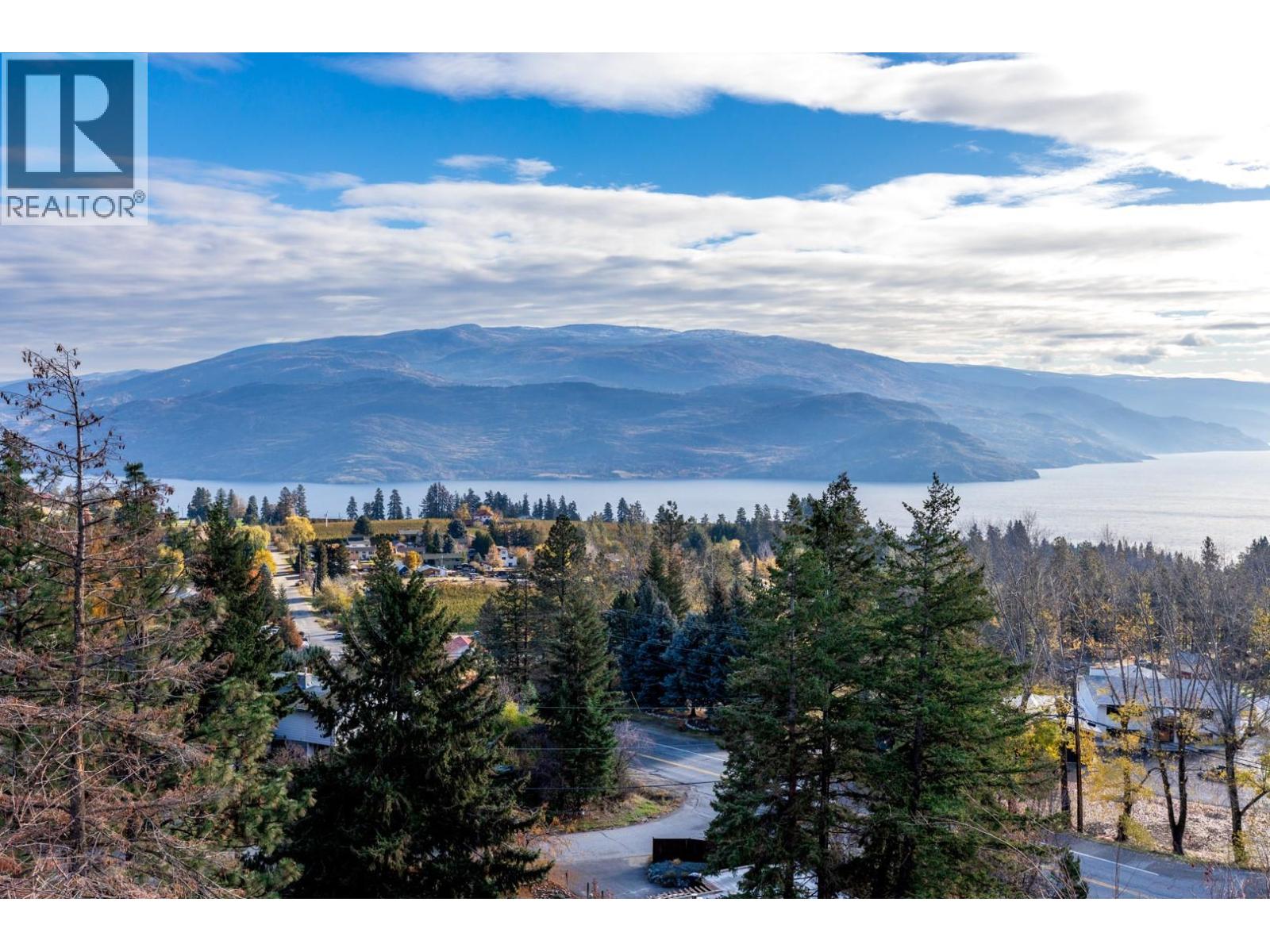 5135 Maranatha Drive, Peachland