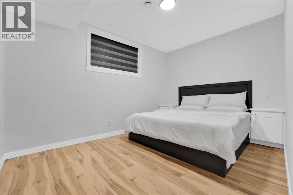 Single Family House for Sale in   Avenue SE Willow Park Calgary 