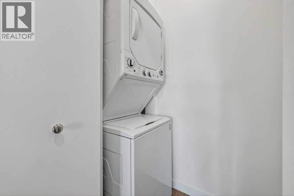 Single Family House for Sale in    Avenue NW Huntington Hills Calgary 