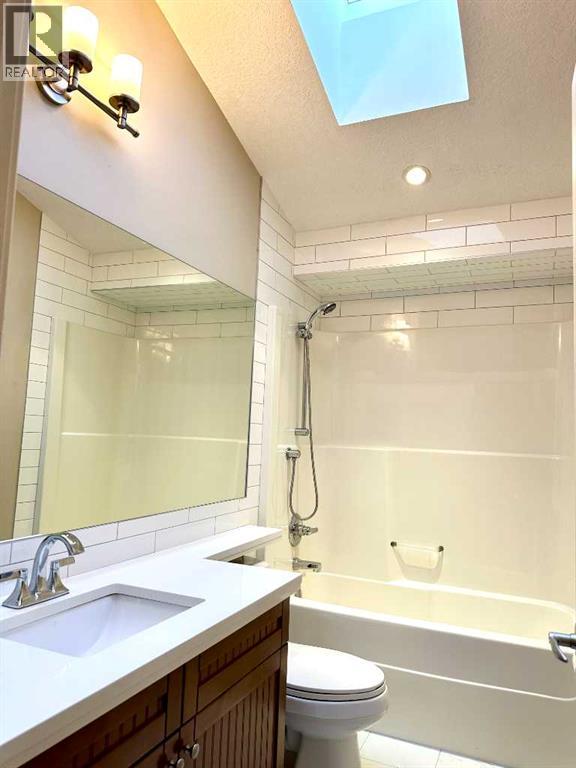 Single Family House for Sale in   Avenue NW Mount Pleasant Calgary 