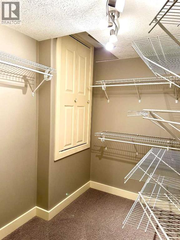 Single Family House for Sale in   Avenue NW Mount Pleasant Calgary 