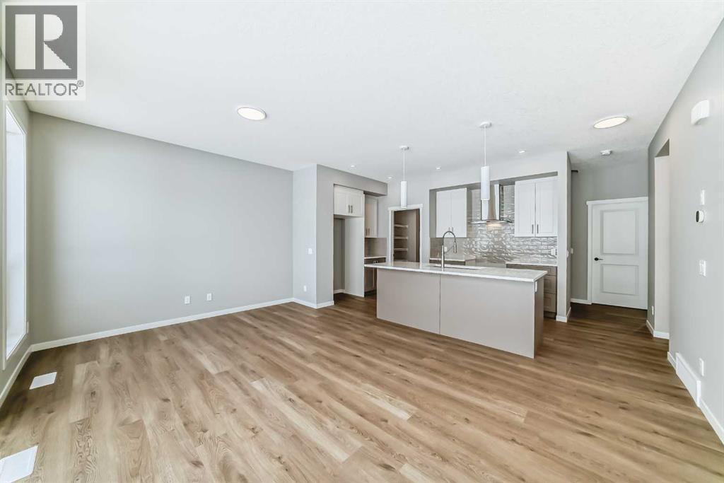 Single Family House for Sale in  Bartlett Way SE Rangeview Calgary 