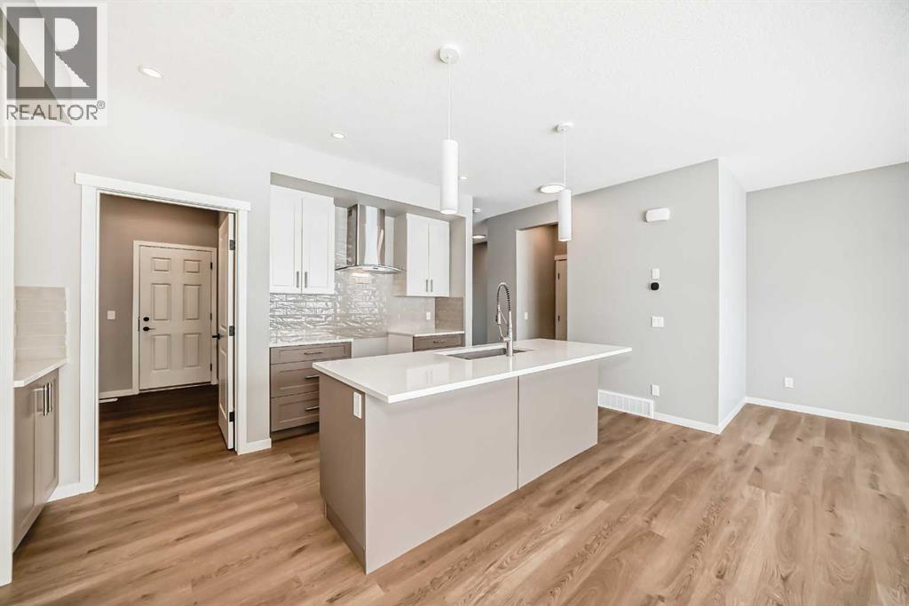 Single Family House for Sale in  Bartlett Way SE Rangeview Calgary 