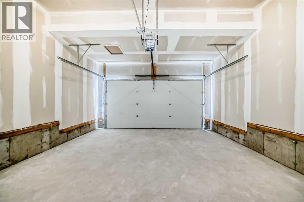 Single Family House for Sale in  Bartlett Way SE Rangeview Calgary 