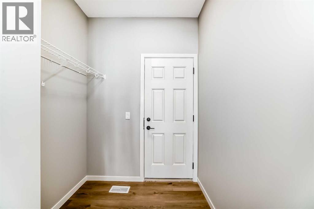 Single Family House for Sale in  Bartlett Way SE Rangeview Calgary 