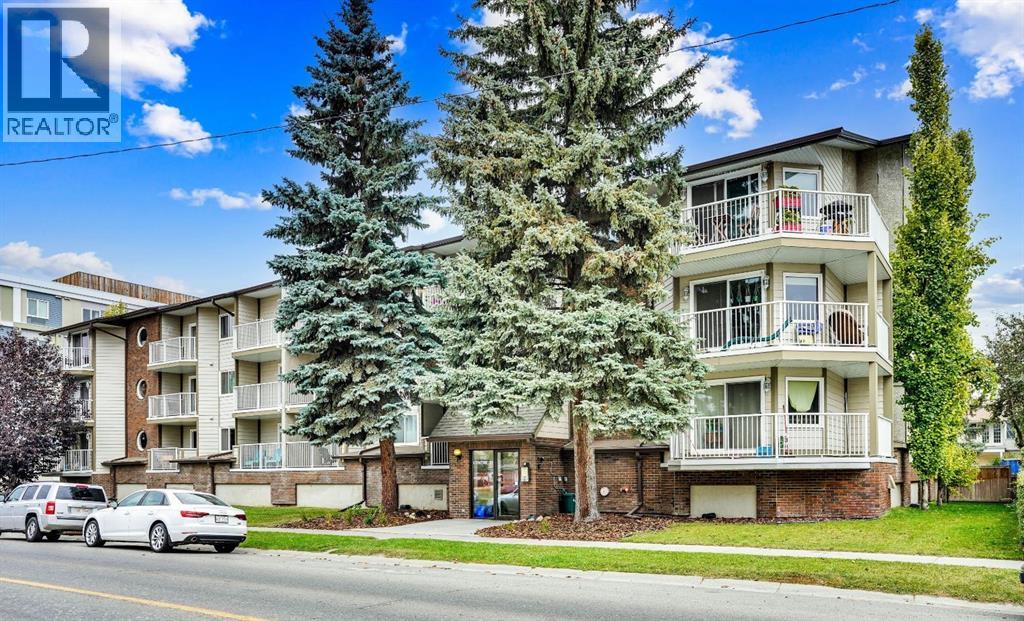 Single Family House for Sale in    Avenue NE Tuxedo Park Calgary 