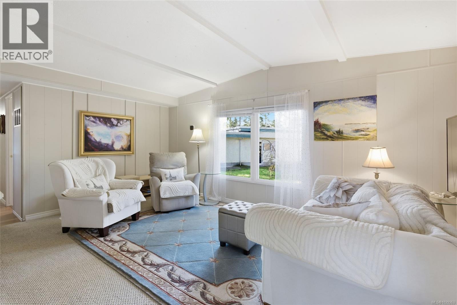 #49 1247 ARBUTUS RD - 5