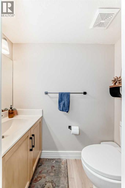 Single Family House for Sale in   Glamis Green SW Glamorgan Calgary 