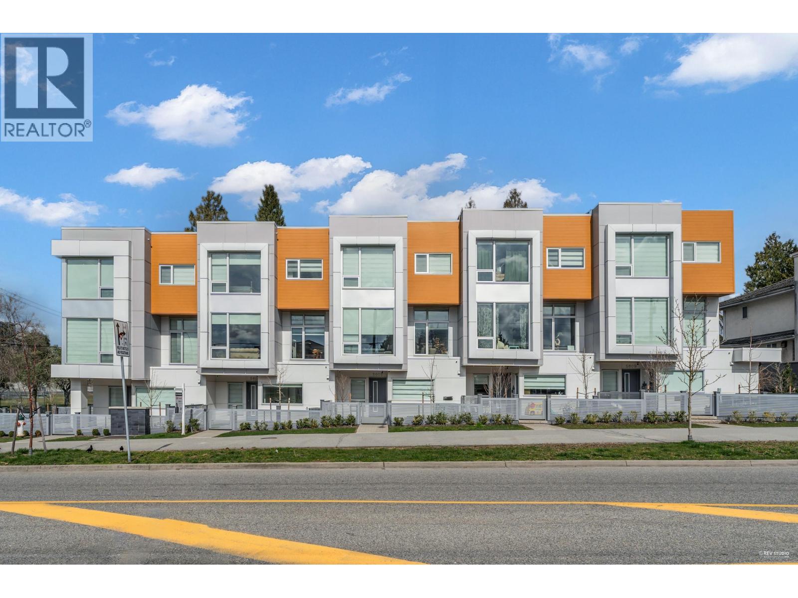 5605 RUMBLE Street - main photo