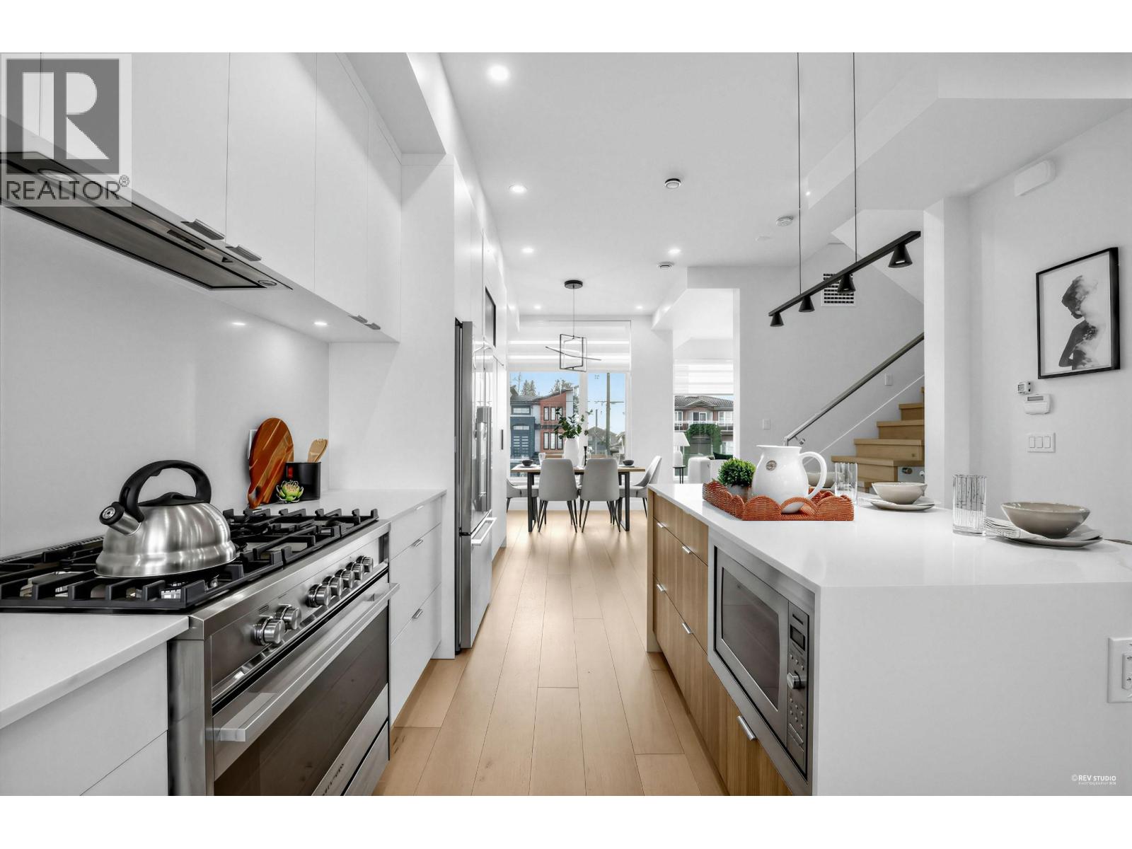 5605 RUMBLE STREET, Burnaby