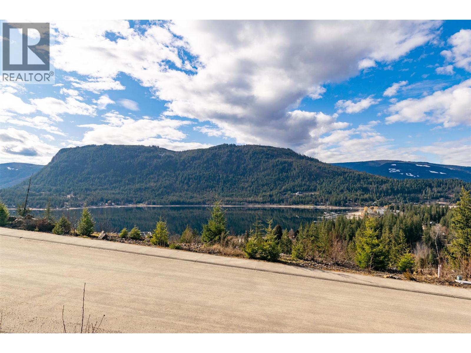 242 Stoneridge Drive, Sicamous