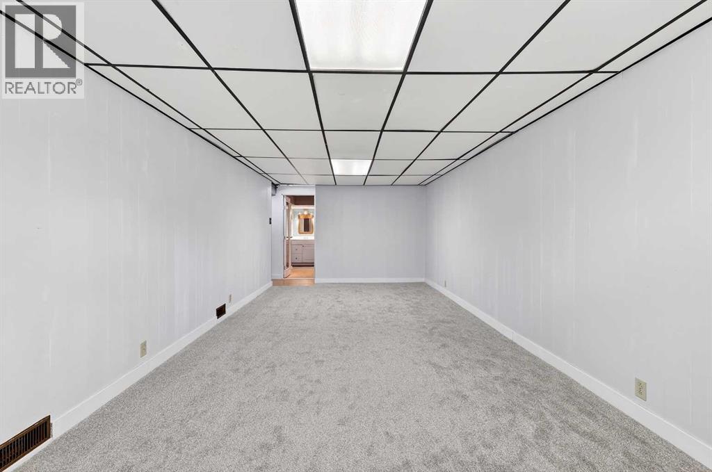 Single Family House Bungalow for Sale in  Hillary Crescent SW Haysboro Calgary 