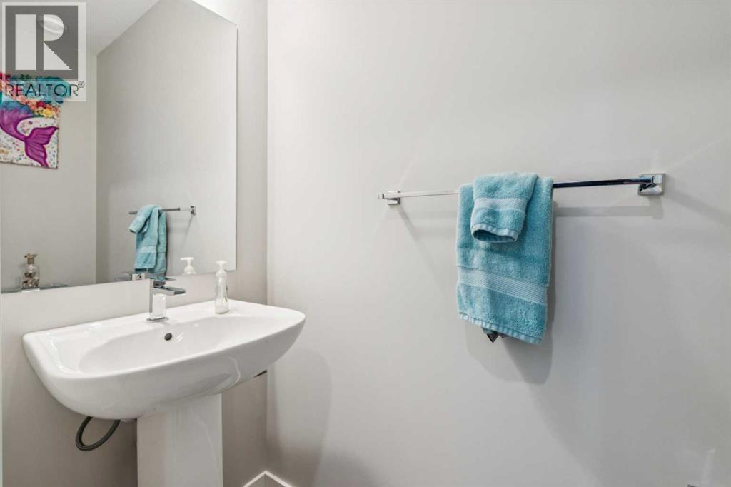 Single Family House for Sale in  Evanscrest Court NW Evanston Calgary 