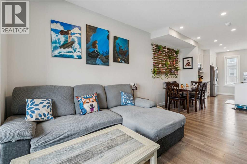 Single Family House for Sale in  Evanscrest Court NW Evanston Calgary 