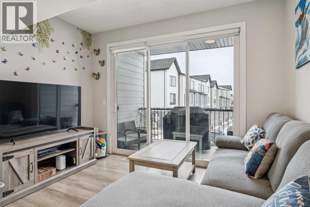 Single Family House for Sale in  Evanscrest Court NW Evanston Calgary 