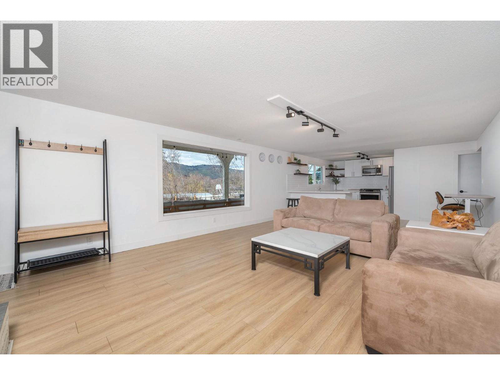 6531 Longacre Drive, Vernon