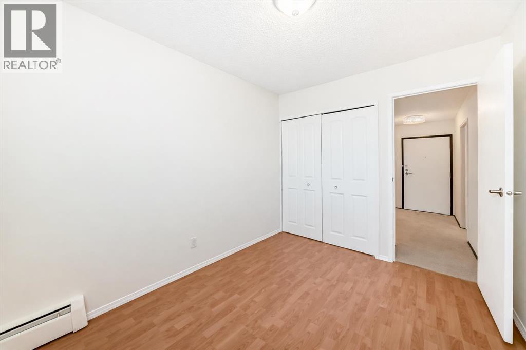 Single Family House Multi-level for Sale in   A Street NE Renfrew Calgary 