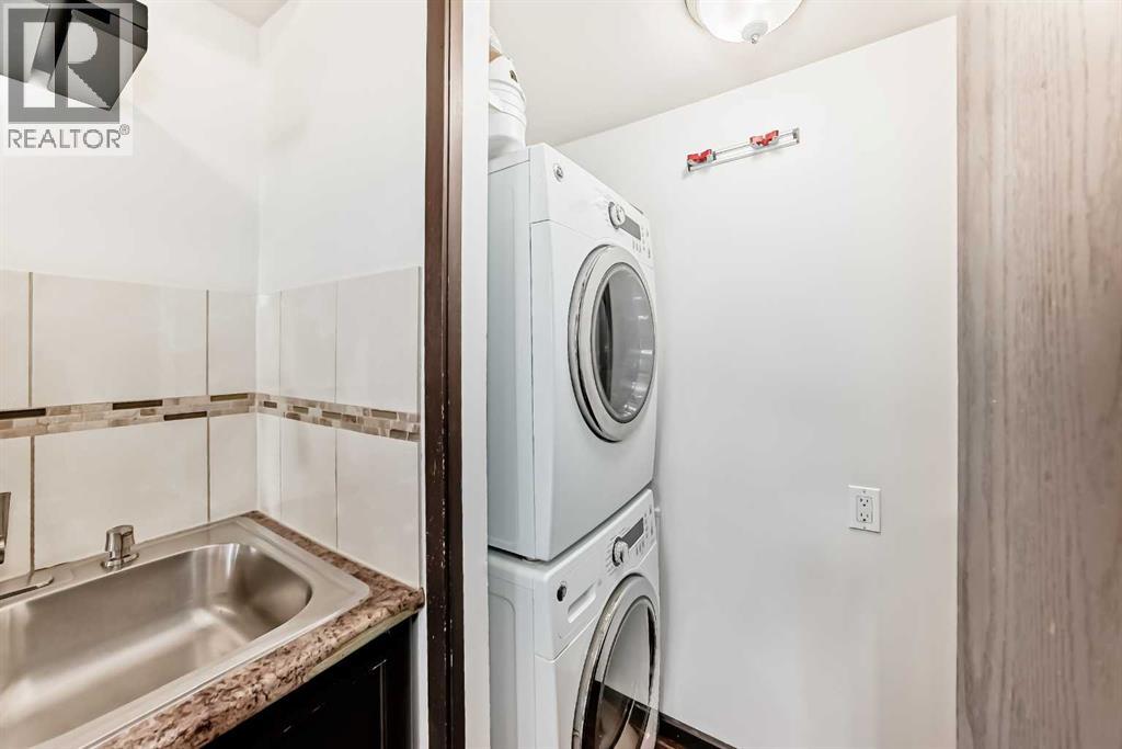 Single Family House Multi-level for Sale in   A Street NE Renfrew Calgary 