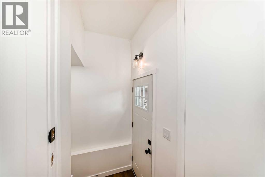 Single Family House Bungalow for Sale in   Avenue SE Willow Park Calgary 