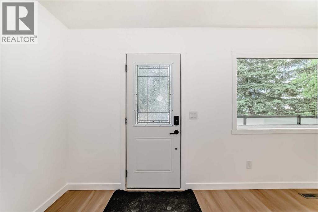 Single Family House Bungalow for Sale in   Avenue SE Willow Park Calgary 