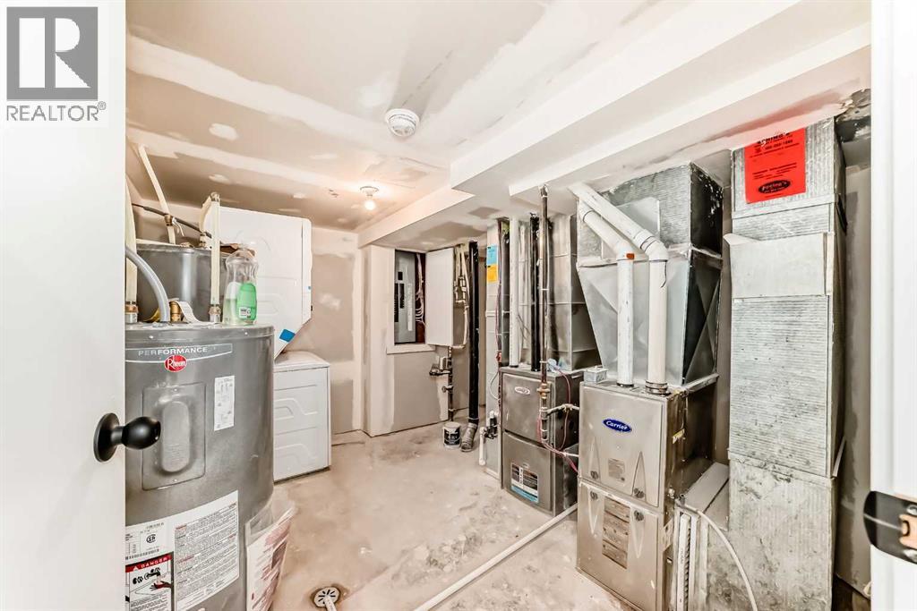 Single Family House Bungalow for Sale in   Avenue SE Willow Park Calgary 