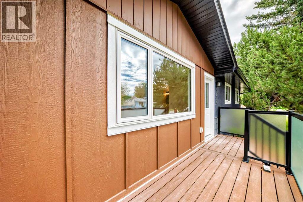 Single Family House Bungalow for Sale in   Avenue SE Willow Park Calgary 