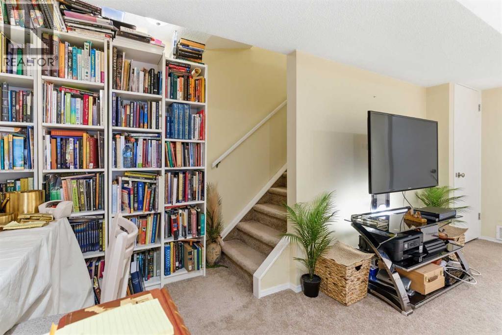 Single Family House for Sale in  Abbeydale Villas NE Abbeydale Calgary 