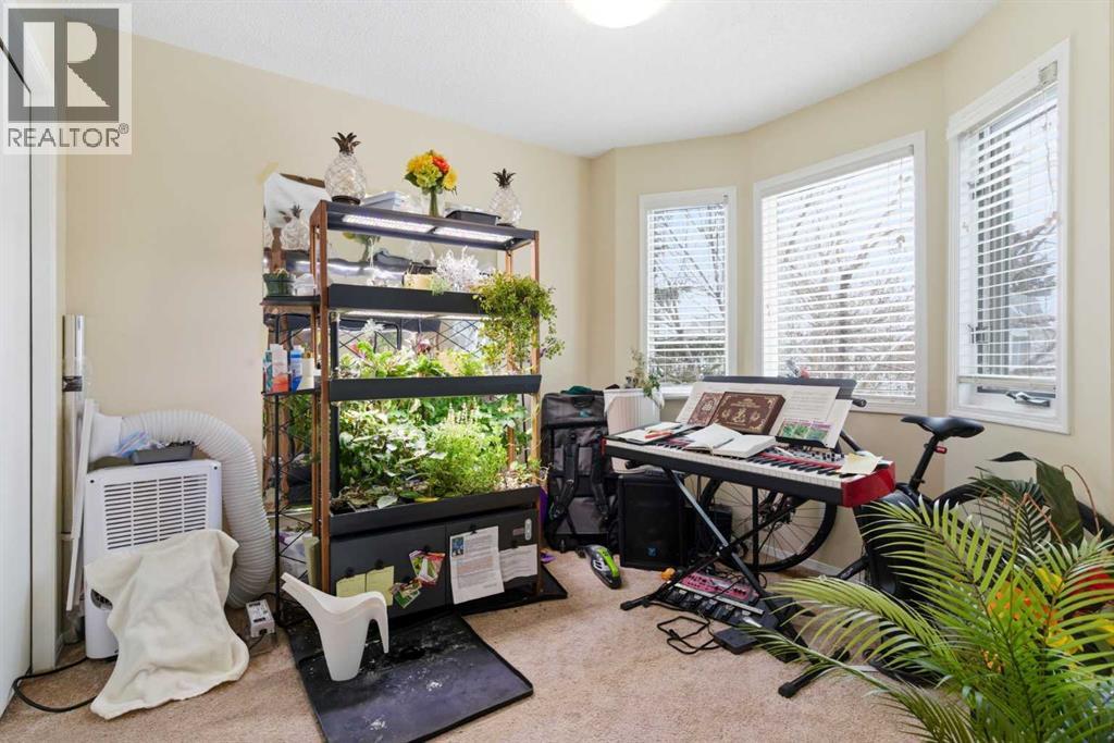 Single Family House for Sale in  Abbeydale Villas NE Abbeydale Calgary 